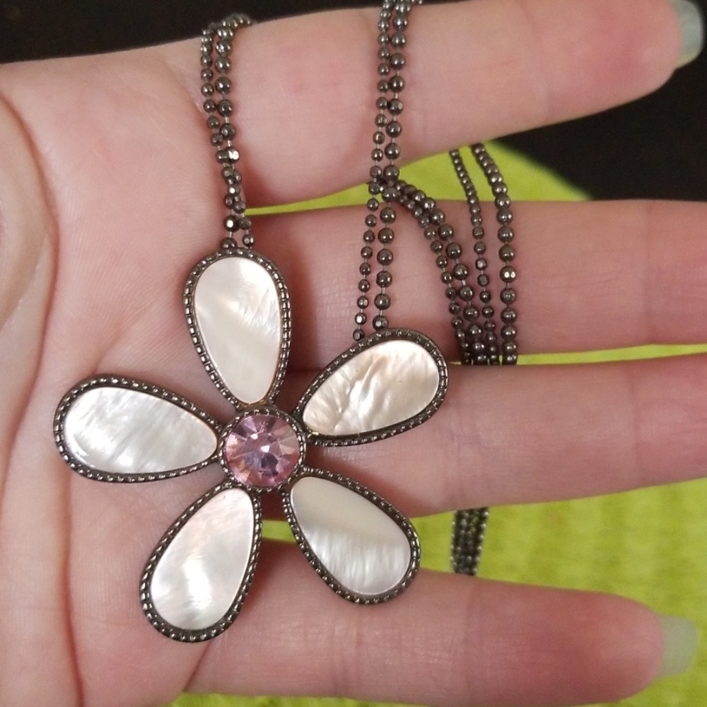 Necklace - Picture 2 of 2